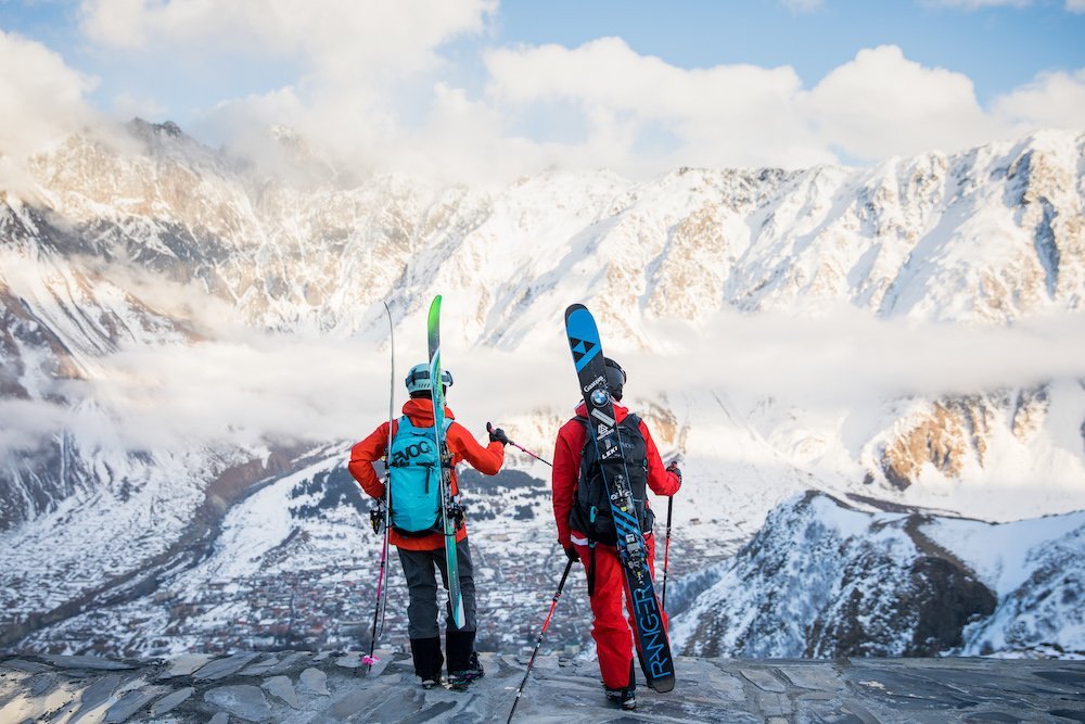 Winter – Sandra Lahnsteiner & Caja Schöpf: "A journey to Georgia" – zwei Mädels auf Freeride- und Skitour im Kaukasus