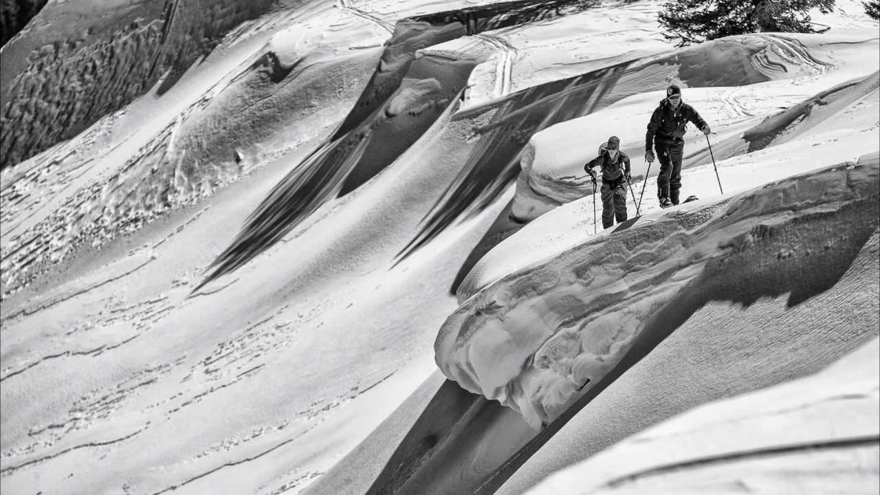 Testbericht – Black Diamond Dawn Patrol Serie: Auf große Skitour mit flexibler und atmungsaktiver Softshell-Kombi