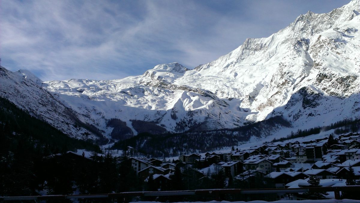 Ziele - Saas-Fee & Verbier: Skigebiete im Wallis - die kleingroßen Ski-Metropolen der Schweizer Alpen