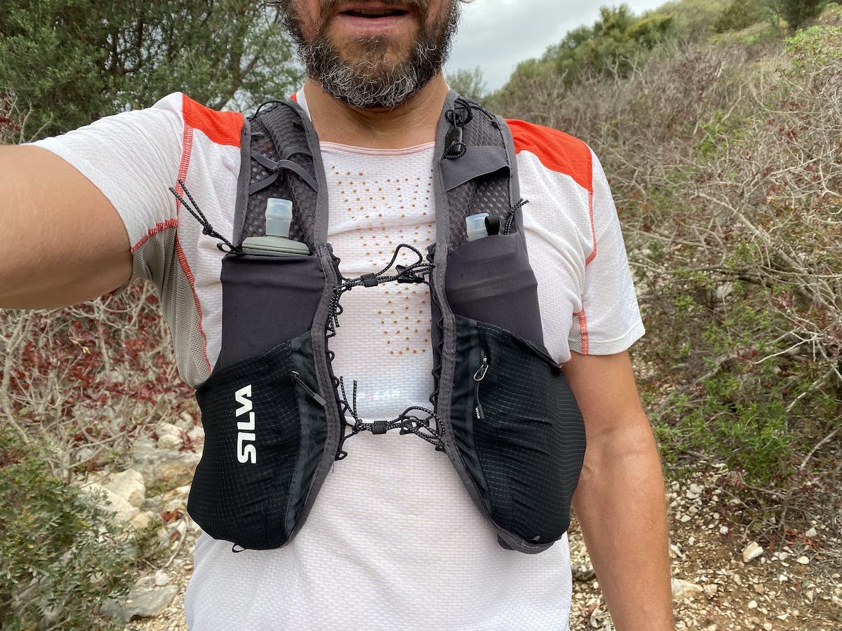 Testbericht - SILVA Strive 10 Vest + HydraPak Hydration Reservoir V 1L: Ultraleichte Laufweste für jedes Trailabenteuer