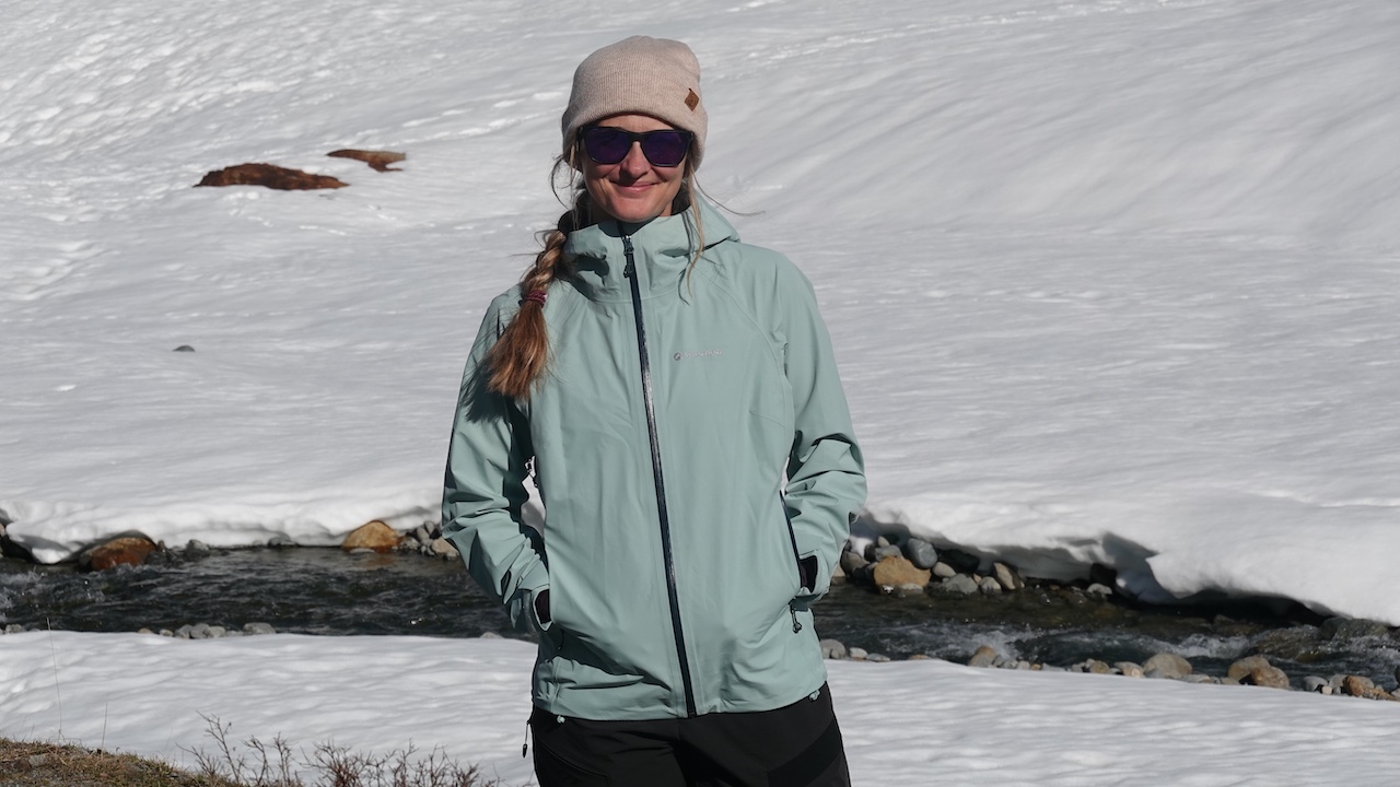 Testbericht – Montane Phase Lite Waterproof Jacket & Malli Longsleeve Half Zip: Vielseitige Hardshell mit GORE-TEX ePE Membrane trifft auf langlebiges Merino-Shirt
