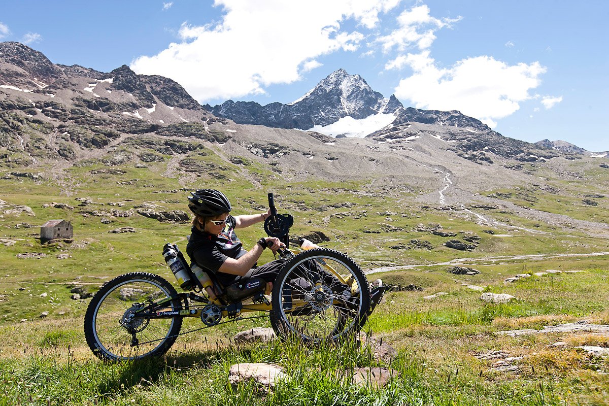 Berghaus – Felix Brunner: Erste erfolgreiche Alpenüberquerung mit dem Handbike