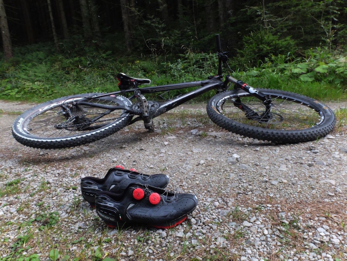 Ratgeber – Mountainbike: Welche Ausrüstung benötigt man für den MTB-Einstieg?