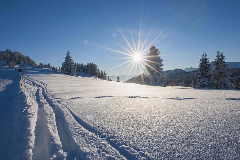 Winter – Chiemgau Tourismus: 7 Skitouren-Highlights in den Chiemgauer Alpen - von Hochfelln bis Geigelstein