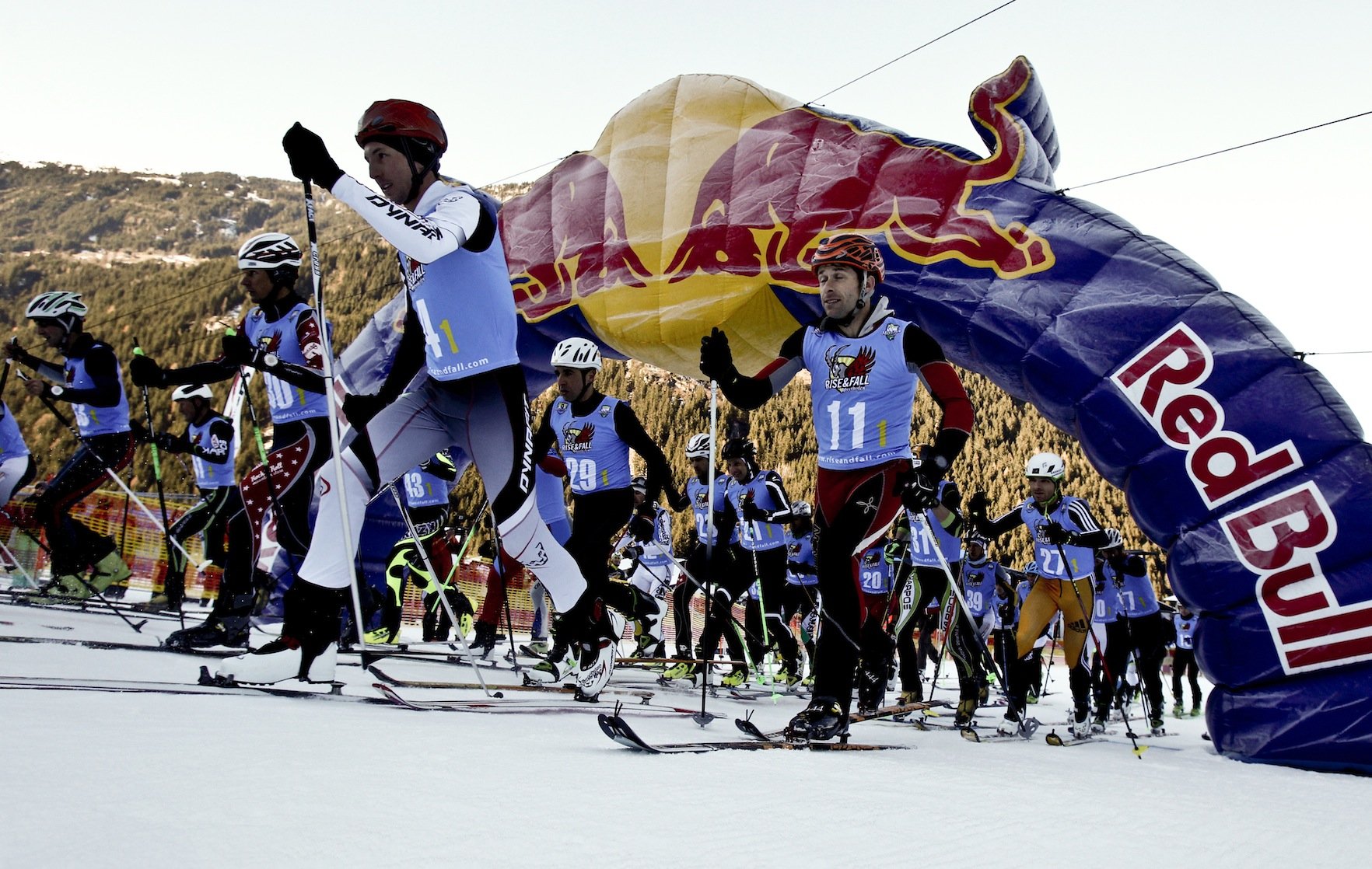 Event – Mayrhofen-Hippach: RISE&FALL – beim härtesten Staffelrennen des Winters zählt nur Vollgas