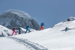Ratgeber - Dynafit Skitourenausrüstung: So gelingt der Einstieg ins Tourengehen - das kleine Skitouren-ABC