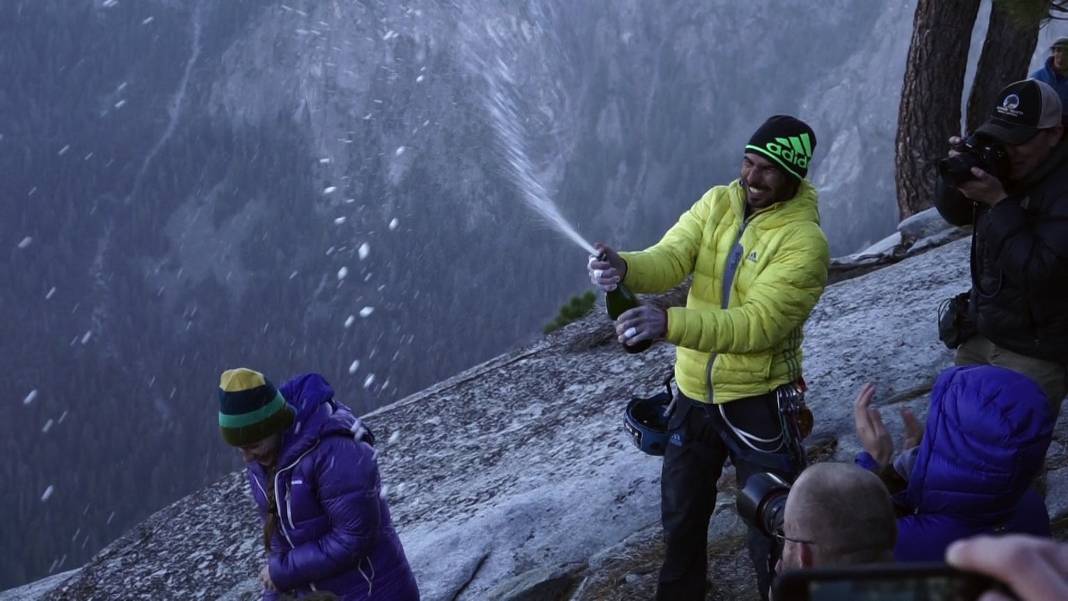 News – La Sportiva / adidas outdoor / Patagonia: Tommy Caldwell und Kevin Jorgeson bezwingen “Dawn Wall” im Yosemite Valley