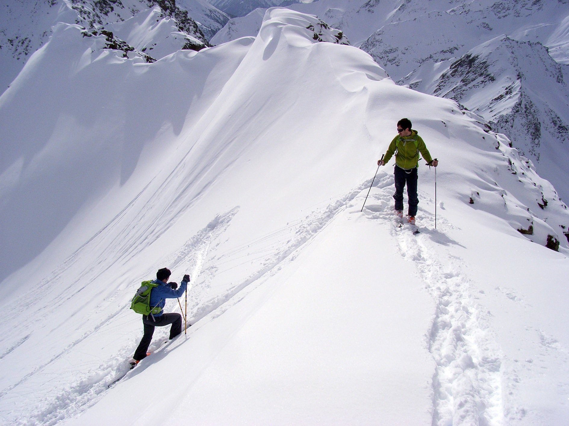Die Skitourensaison rückt näher! Die 10 Empfehlungen des Alpenvereins sollen zu einem sicheren Vergnügen abseits der Pisten beitragen (Foto: ÖAV/M. Larcher).