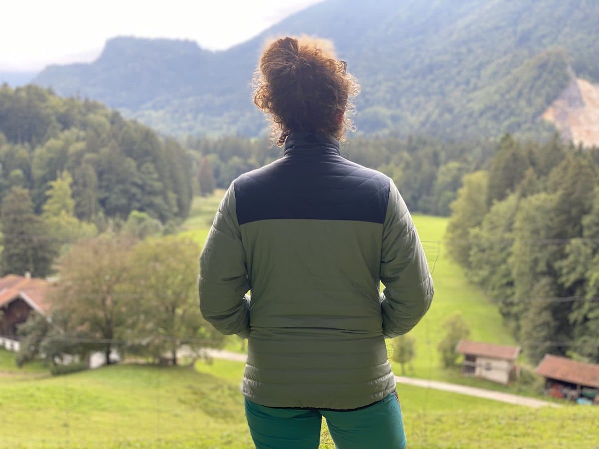 Testbericht - Bergans Roros Light Insulated Jacket: Leichte Isolationsjacke mit PrimaLoft Silver Eco für kühle Outdoortage