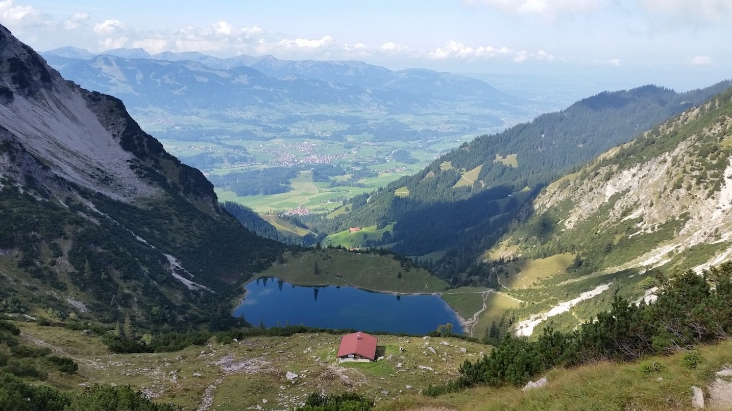 Ziele - Entschenkopf (2043m): Trailrunning- und/oder Bergtour mit Panorama auf die Allgäuer Alpen - Gaisalpsee (© airfreshing.com)