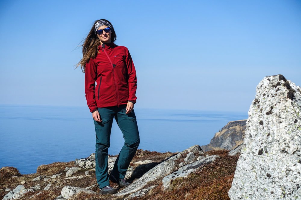 Testbericht - Klättermusen Vanadis Jacke & Misty Pants: Unterwegs mit den schwedischen Pionieren für nachhaltige Outdoorkleidung
