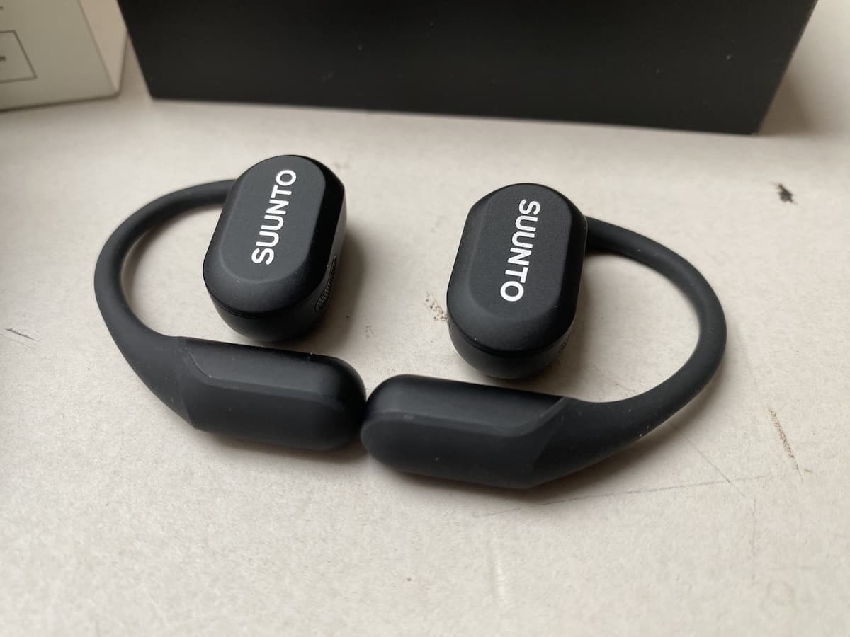 Testbericht - Suunto Spark: Superleichte Bluetooth-Kopfhörer im OpenEar-Design und mit inovativer Luftschall-Technologie 2 Testbericht - Suunto Spark: Superleichte Bluetooth-Kopfhörer im OpenEar-Design und mit inovativer Luftschall-Technologie