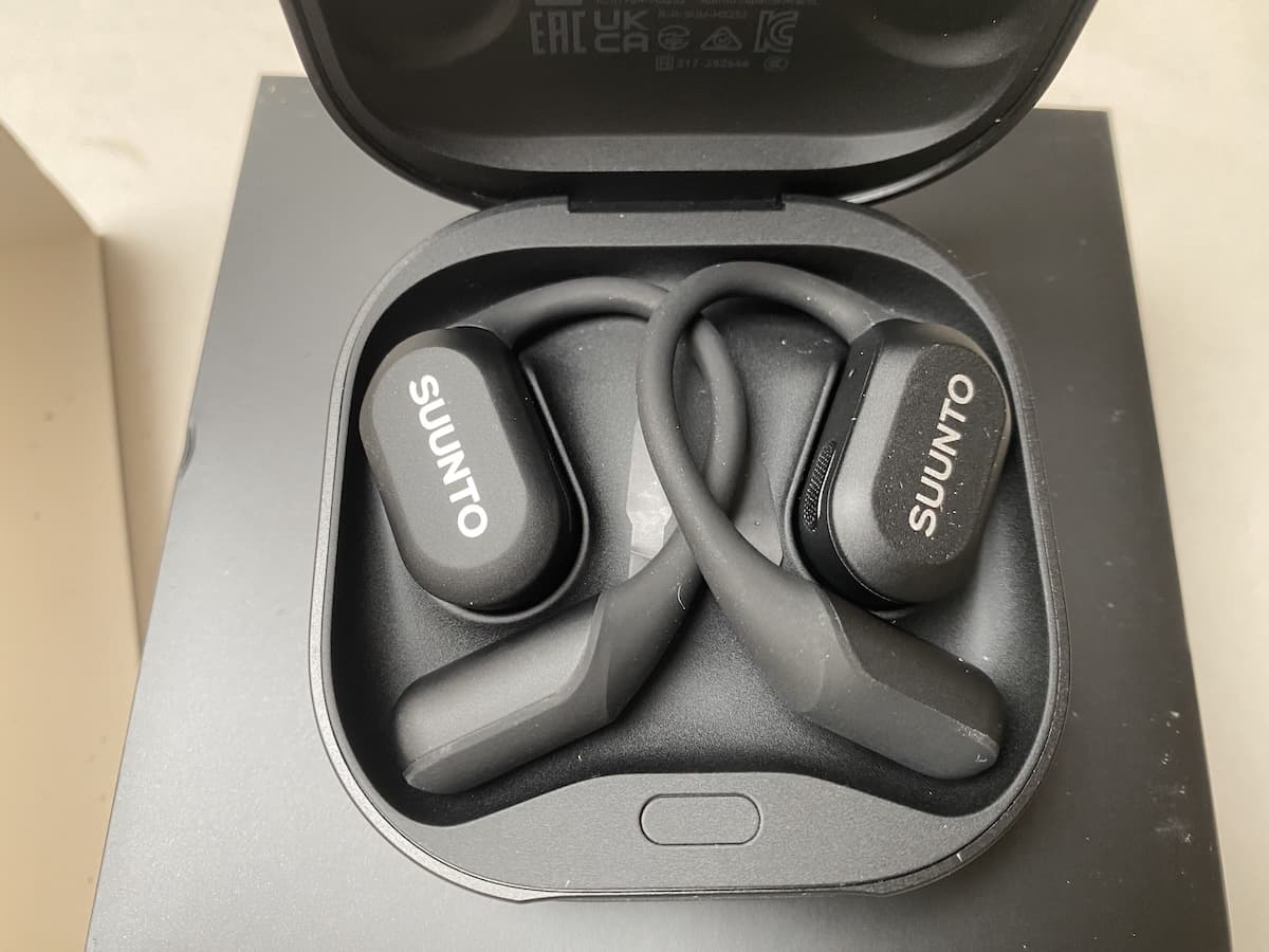 Testbericht - Suunto Spark: Superleichte Bluetooth-Kopfhörer im OpenEar-Design und mit inovativer Luftschall-Technologie 6 Testbericht - Suunto Spark: Superleichte Bluetooth-Kopfhörer im OpenEar-Design und mit inovativer Luftschall-Technologie