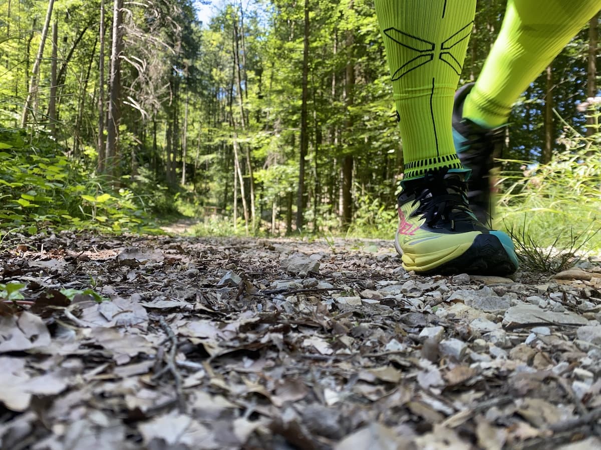 Testbericht - Merrell MTL SpeedArc Peak: Pfeilschneller und gut gedämpfter Laufschuh