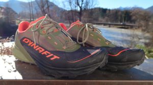 Testbericht - Dynafit Ultra 50 GTX: Wasserdichter Laufschuh mit knackiger Dämpfung und perfekter Passform