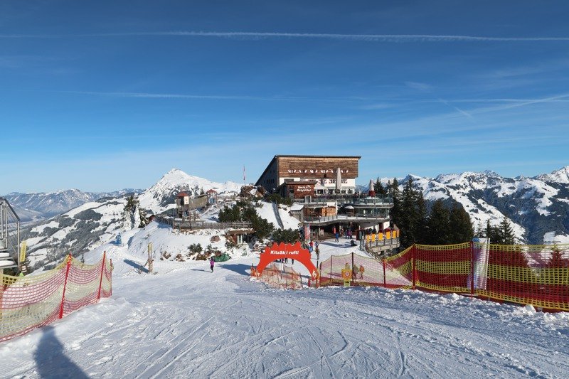 Interview - Kitzbühel Hahnenkamm-Rennen 2020: Helly Hansen vertieft die Kooperation mit dem Kitzbüheler Ski Club