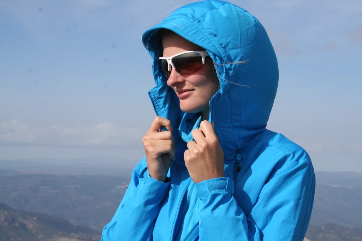Testbericht – Páramo Clothing Women’s Zonda Fleece- & Windproof Jacket: Flexibler 2-in-1 Wetterschutz ohne PFC-Behandlung