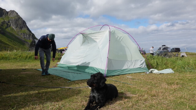 Testbericht – Mountain Hardwear Bridger: Geräumiges Zelt für den Camping-Einsatz in 3 Jahreszeiten 8 Testbericht – Mountain Hardwear Bridger: Geräumiges Zelt für den Camping-Einsatz in 3 Jahreszeiten