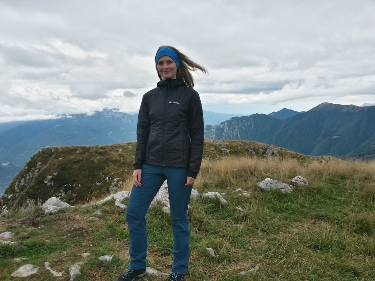 Testbericht – Vaude Outdoorbekleidung für Mädels: Ein Sixpack voller Nachhaltigkeit - Stylisches Outfit für den perfekten Bergtag