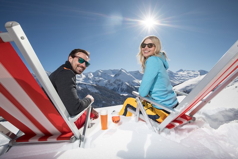 Winter - Ski- & Gletscherwelt Zillertal 3000: Immer der Sonne entgegen - Skifahren im Frühling in Tux–Finkenberg
