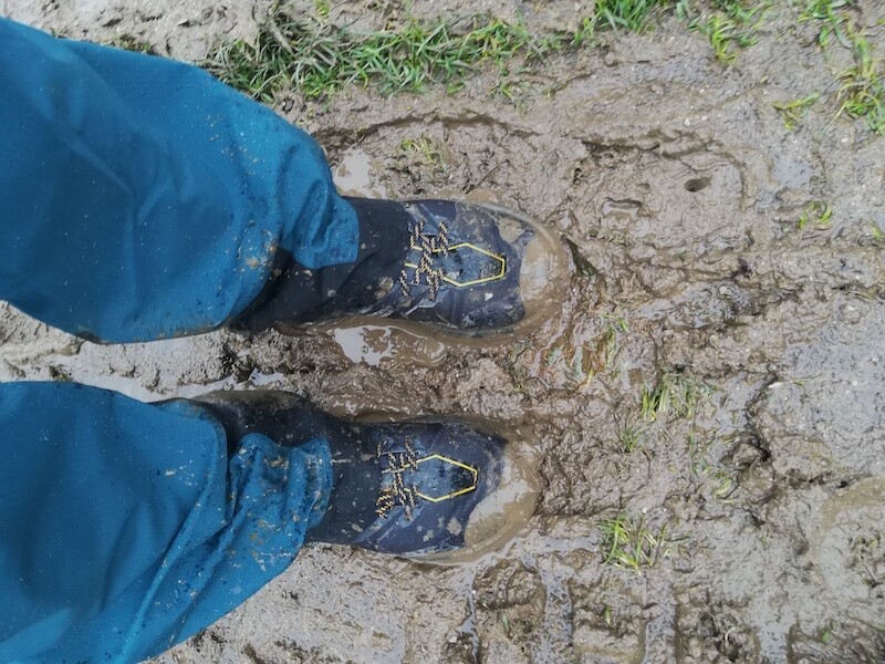 Testbericht - HOKA Speedgoat 4 GTX: Wasserdichte Trailrunning-Laufschuhe für die nasskalte Jahreszeit 12 Testbericht - HOKA Speedgoat 4 GTX: Wasserdichte Trailrunning-Laufschuhe für die nasskalte Jahreszeit