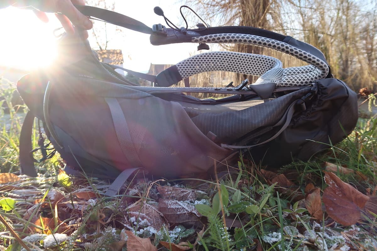 Testbericht - Osprey Stratos 44: Innovatives Rucksack-Konzept mit individuell anpassbarem Tragesystem 6 Testbericht - Osprey Stratos 44: Innovatives Rucksack-Konzept mit individuell anpassbarem Tragesystem