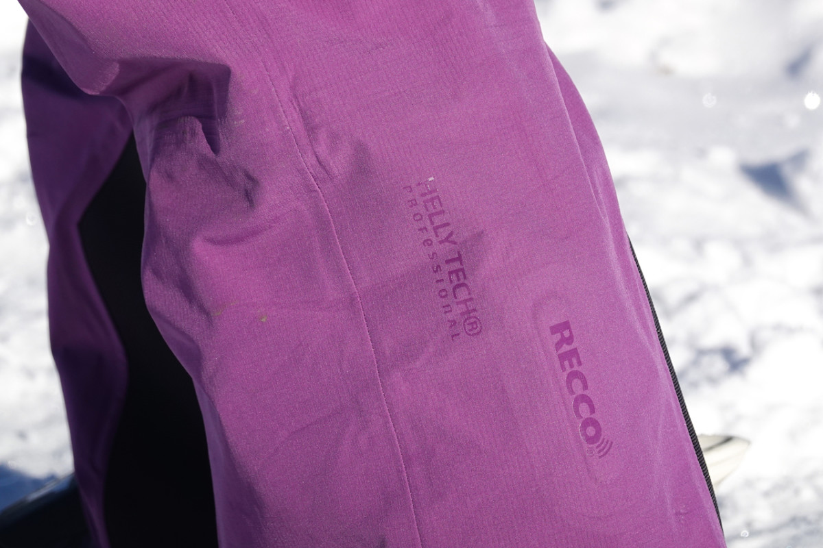 Testbericht – Helly Hansen Aurora Infinity Shell Ski Jacket & Pants: Stylische, nachhaltige und PFC-freie Allround-Kombi für jeden Skitag 11 Testbericht – Helly Hansen Aurora Infinity Shell Ski Jacket & Pants: Stylische, nachhaltige und PFC-freie Allround-Kombi für jeden Skitag