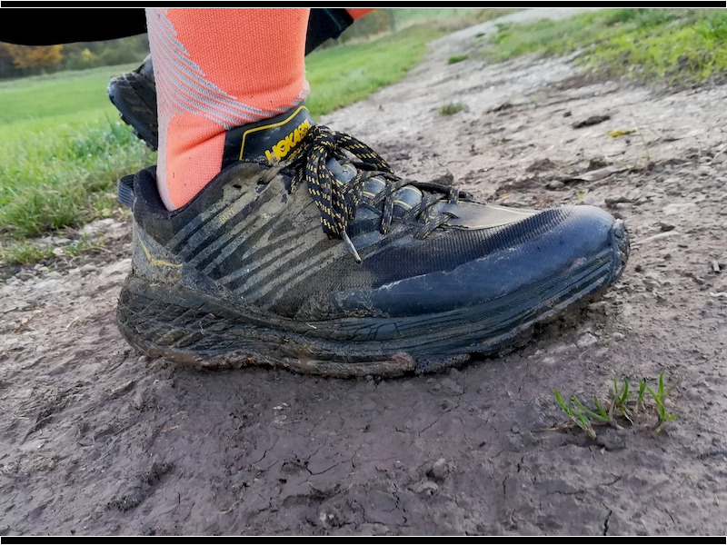 Testbericht - HOKA Speedgoat 4 GTX: Wasserdichte Trailrunning-Laufschuhe für die nasskalte Jahreszeit 11 Testbericht - HOKA Speedgoat 4 GTX: Wasserdichte Trailrunning-Laufschuhe für die nasskalte Jahreszeit