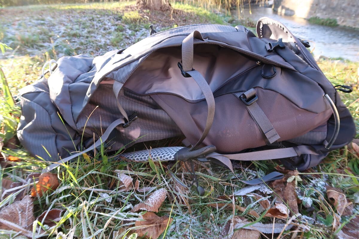 Testbericht - Osprey Stratos 44: Innovatives Rucksack-Konzept mit individuell anpassbarem Tragesystem 11 Testbericht - Osprey Stratos 44: Innovatives Rucksack-Konzept mit individuell anpassbarem Tragesystem