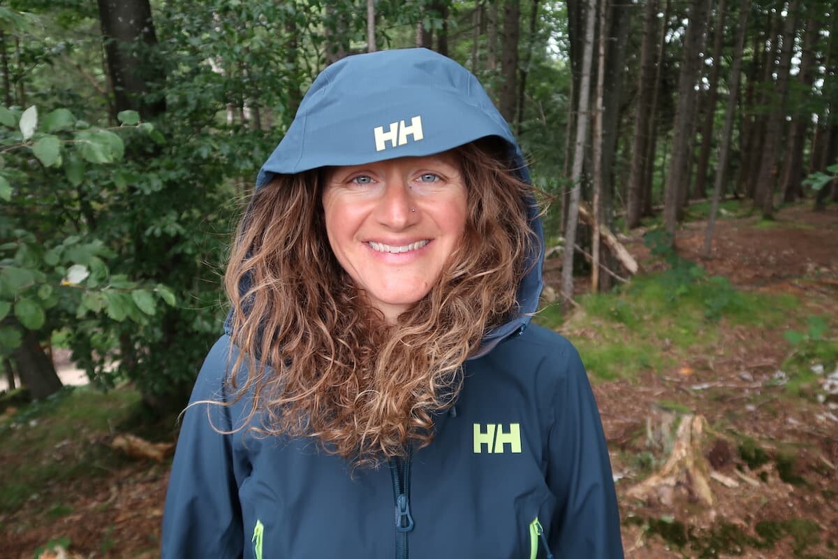 Testbericht – Helly Hansen Frühjahr- / Sommerkollektion 2021: Nachhaltiger Wetterschutz und qualitativ hochwertige Regenbekleidung für Damen und Herren 21 Testbericht – Helly Hansen Frühjahr- / Sommerkollektion 2021: Nachhaltiger Wetterschutz und qualitativ hochwertige Regenbekleidung für Damen und Herren