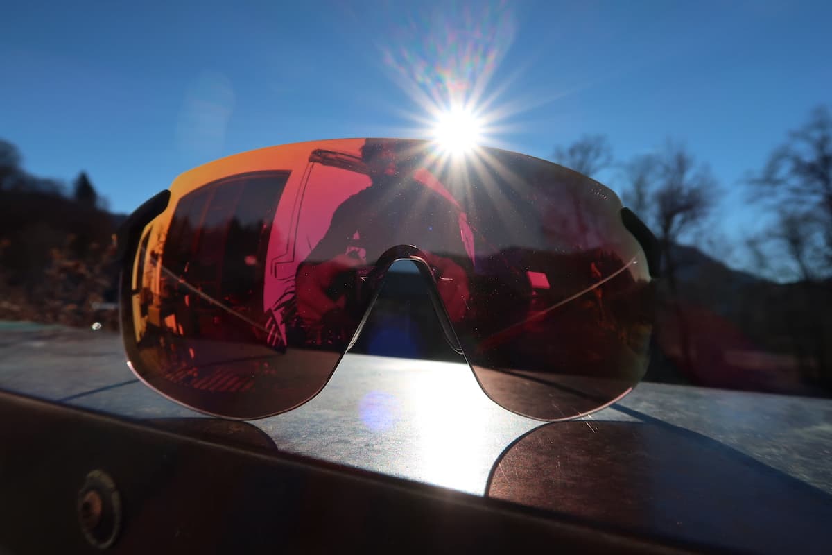Testbericht - evil eye vistair-y mit LST active red mirror / clear vario: Superleichte Multisport-Sonnenbrille für (fast) alle Outdoor-Aktivitäten