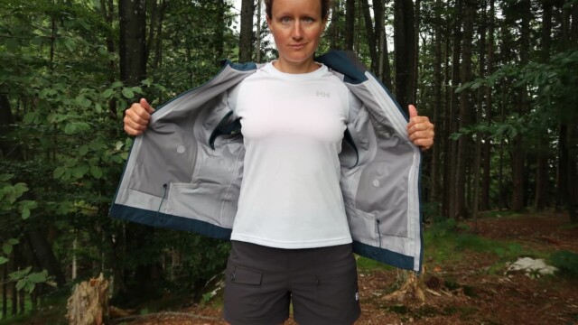 Testbericht – Helly Hansen Frühjahr- / Sommerkollektion 2021: Nachhaltiger Wetterschutz und qualitativ hochwertige Regenbekleidung für Damen und Herren 17 Testbericht – Helly Hansen Frühjahr- / Sommerkollektion 2021: Nachhaltiger Wetterschutz und qualitativ hochwertige Regenbekleidung für Damen und Herren