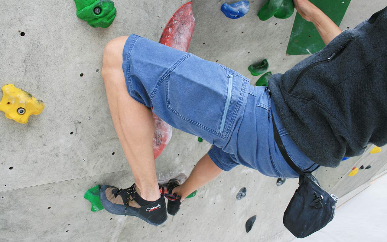 Testbericht – Norrøna /29 Canvas Shorts: Entspannt in der Wand – Wohlfühlshorts für Boulder- und Klettersportfans