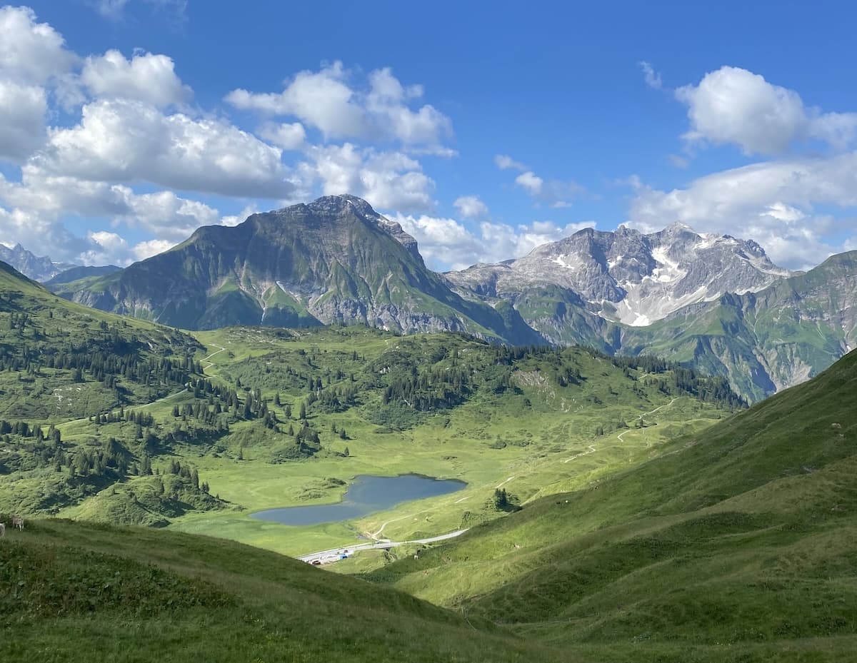 Ziele - Warth-Schröcken / Vorarlberg: Sattgrünes Kronjuwel für Outdoor-Begeisterte und Trailrunning-Fans