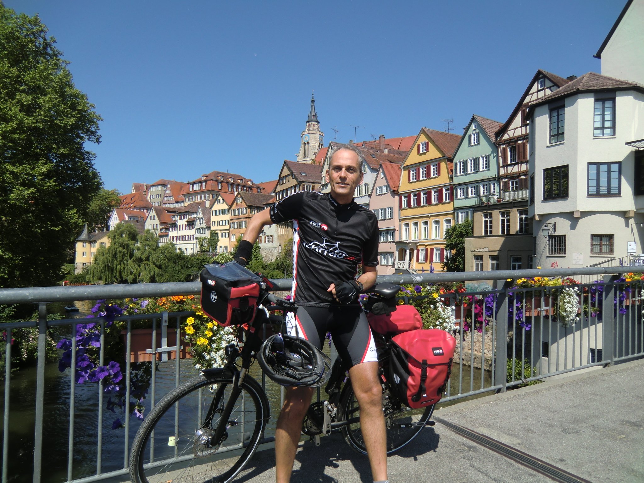 Frank Hermann unterwegs auf der von Falk unterstützen "Faire Biketour Deutschland 2012"