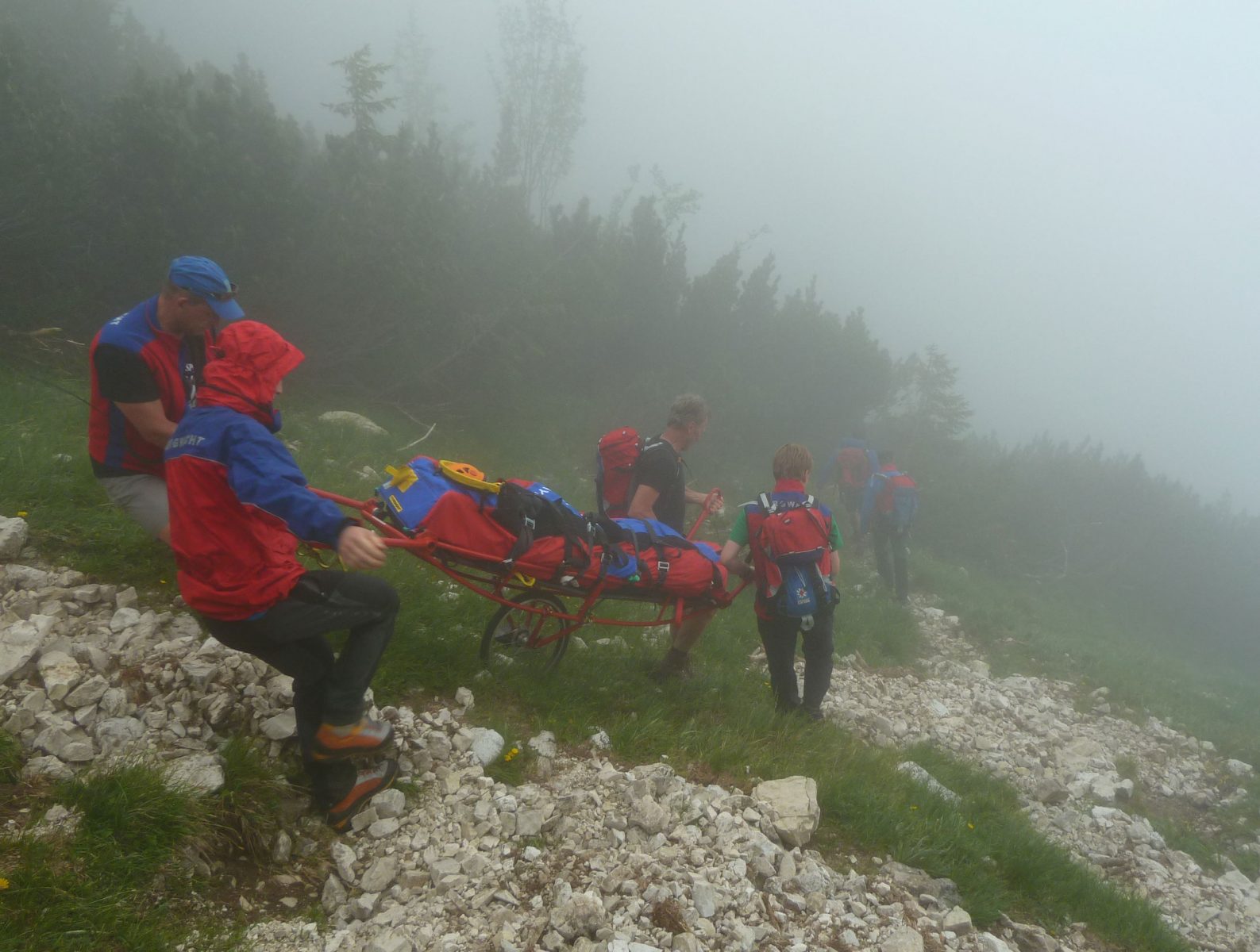 DAV Unfallstatistik 2012/2013: Bergrettung im Sommer (© Bergwacht Krün)