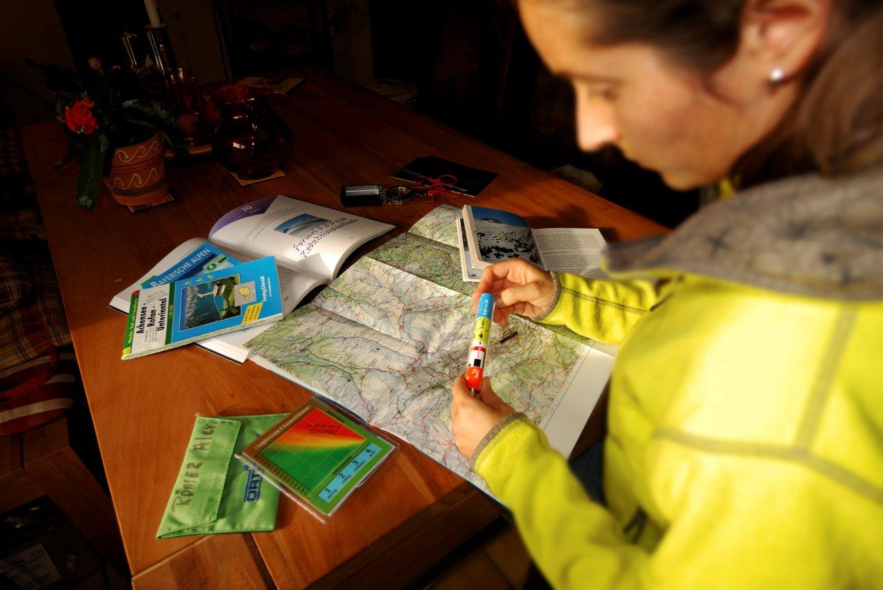 Ratgeber - Lawinencamp Bayern: Achtung Lawinengefahr - Lawinenkunde für mehr Sicherheit im Tiefschnee (Teil 1)