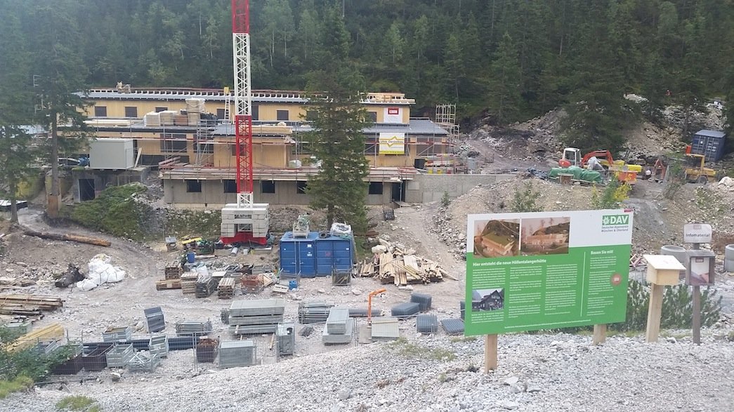 Kolumne – Das ist ja der Gipfel #7: UnsereAlpen - verkommen die Berge zur Showbühne für Instagram?