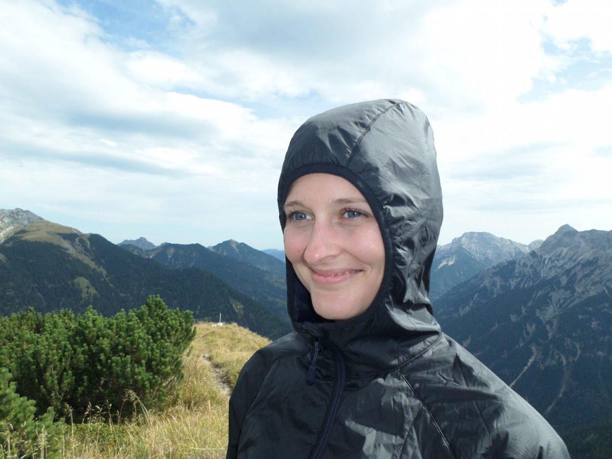 Testbericht – Vaude Outdoorbekleidung für Mädels: Ein Sixpack voller Nachhaltigkeit - Stylisches Outfit für den perfekten Bergtag