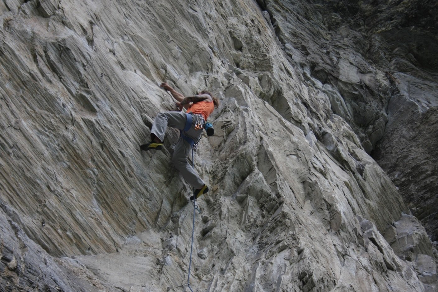 Ratgeber – LOWA: Tritt für Tritt zum perfekten Boulder- & Kletterschuhe für Halle und Fels
