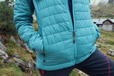 Testbericht Patagonia Nano Puff Jacket: Zwei seitliche Einschubtaschen zum Händewärmen (© airfreshing.com)
