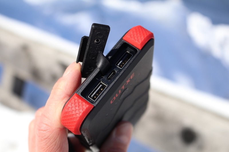 Testbericht – OUTXE Savage Solar Charger & 2-in-1 Waterproof Camping Lantern