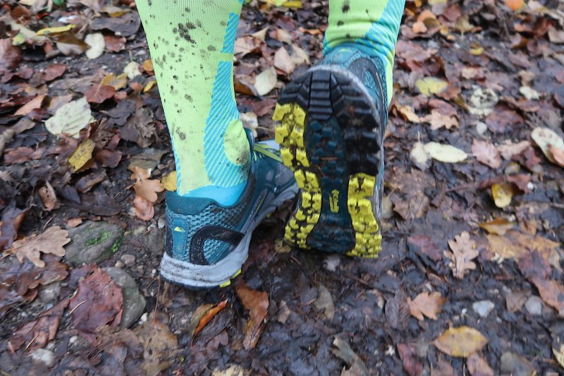 Testbericht – Columbia Montrail Caldorado III: Ultraleichter Trailrunning-Laufschuh für einfaches Gelände