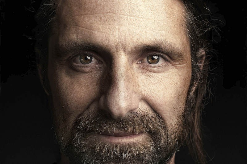 Event – Erdanziehung Kulturevents: „DIE STEILE WELT DER BERGE“ – Mutlivision-Vortrag von Alexander Huber