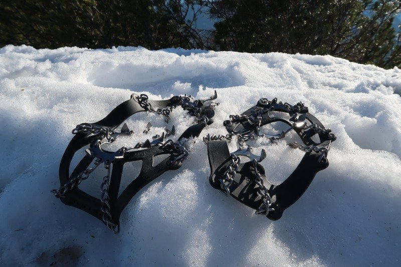 Testbericht - Kahtoola NANOspikes®, MICROspikes® & INSTA Gaiter Low: Traktionshilfen und Leichtgamaschen für winterlichen Outdoor-Aktivitäten