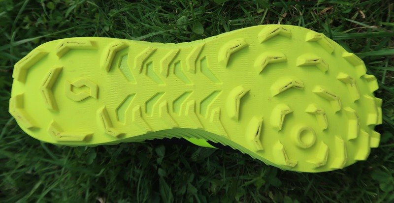 Testbericht - SCOTT SUPERTRAC RC 2: Schlanker Trailschuh für mehr Speed und Traktion auf mittleren Distanzen