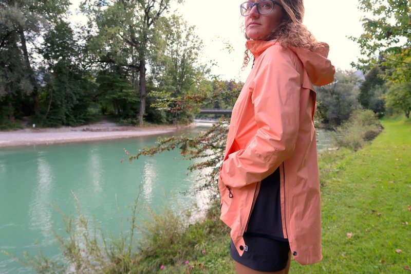 Testbericht – Helly Hansen Outdoorbekleidung: Hochfunktionale und qualitativ hochwertige Frühjahrs- & Sommerkollektion für Damen