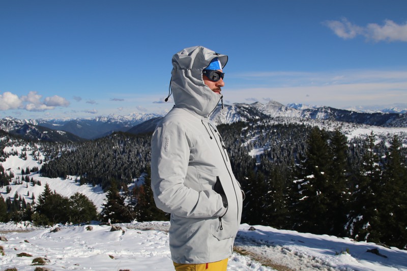 Testbericht – Helly Hansen Odin Infinity Shell Jacket: Eine "umweltfreundliche" Hardshell für maximalen Wetterschutz besser als Gore-Tex?