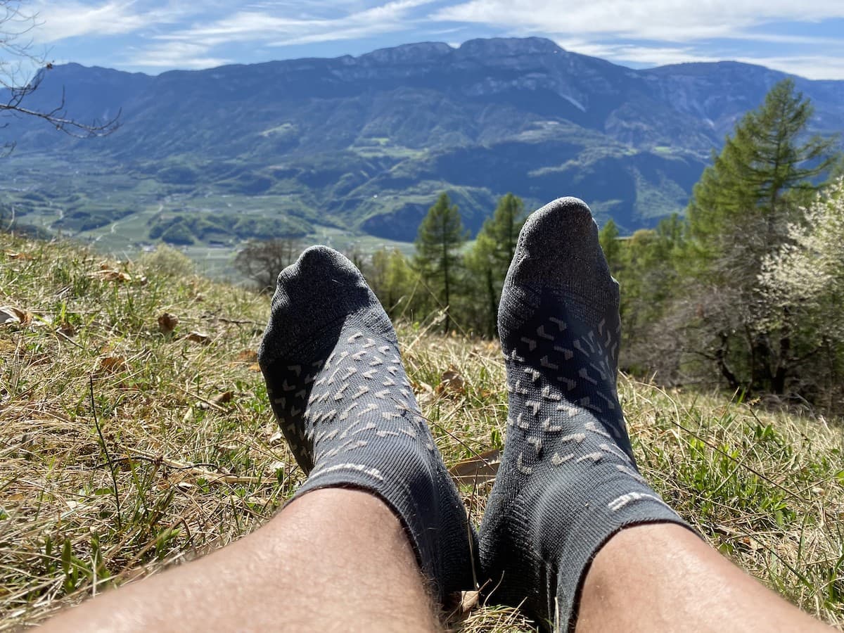 Testbericht - THERM-IC Ultracool & Warm: Kühlende und wärmende Wandersocken mit langlebigem Tragekomfort