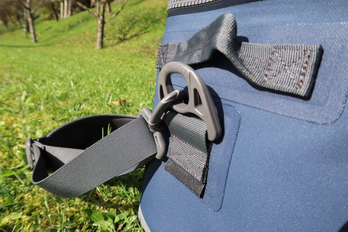 Testbericht - YETI Hopper Flip 12: Leichte Outdoor-Kühlbox mit enormer Kühl- oder Wärmeleistung